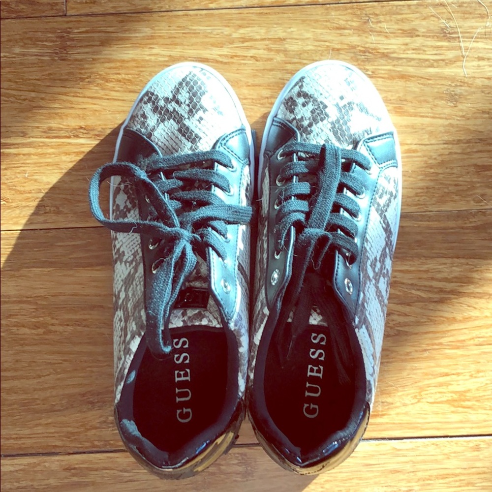 Snakeskin sneakers by Guess